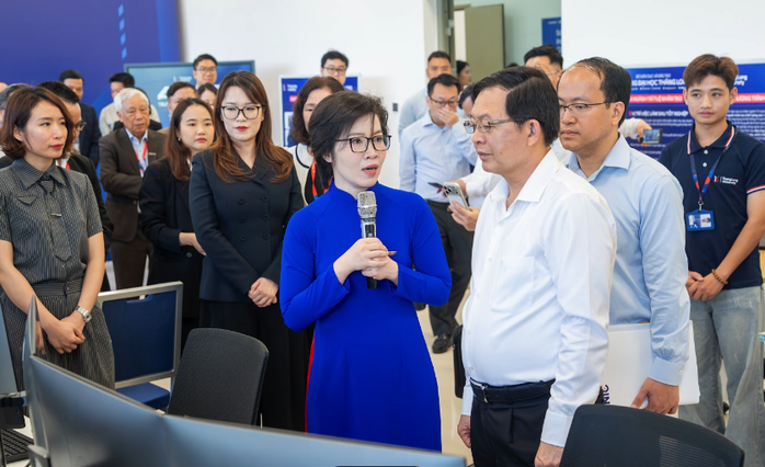 Ph&oacute; Thủ tướng Hồ Quốc Dũng dự khai trương AI Lab của Trường ĐH Thăng Long - Ảnh 2.