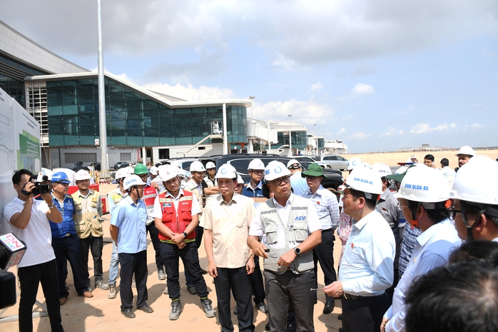 Di chuyển từ TPHCM đến sân bay Long Thành chỉ 30 - 40 phút vào năm 2026 - Ảnh 1. Di chuyển từ TPHCM đến sân bay Long Thành chỉ 30 - 40 phút vào năm 2026 - Ảnh 1.