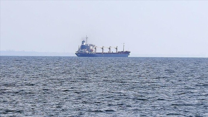 T&agrave;u bị bắt ngo&agrave;i khơi UAE, nghi bị đưa về l&atilde;nh hải Iran - Ảnh 1.