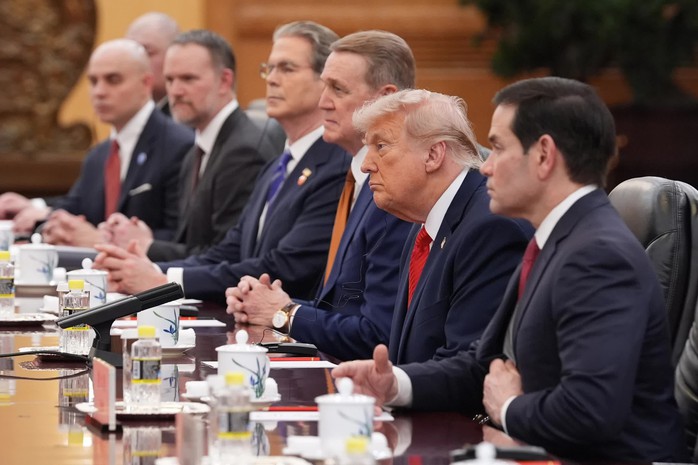 Chủ tịch Trung Quốc Tập Cận B&igrave;nh hội đ&agrave;m với Tổng thống Mỹ Donald Trump - Ảnh 6.