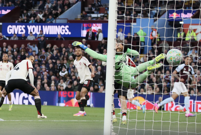 Aston Villa bay bổng trời &Acirc;u sau m&agrave;n bắn hạ Liverpool - Ảnh 2.