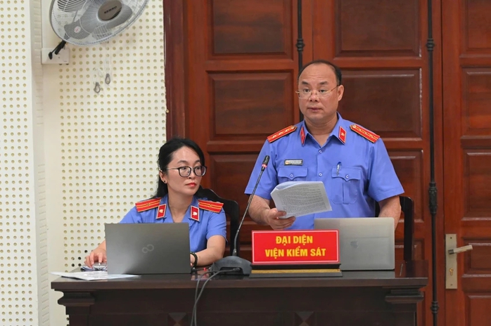 Bùi Đình Khánh và đồng phạm bị đề nghị án tử hình trong vụ án ma túy 2026 - Ảnh 3. Bùi Đình Khánh và đồng phạm bị đề nghị án tử hình trong vụ án ma túy 2026 - Ảnh 3.