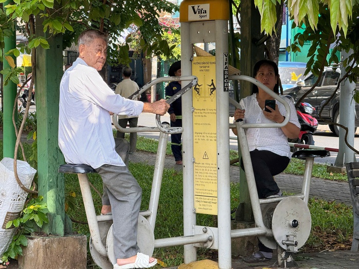 Chờ kênh Hàng Bàng "về đích" - Ảnh 2.