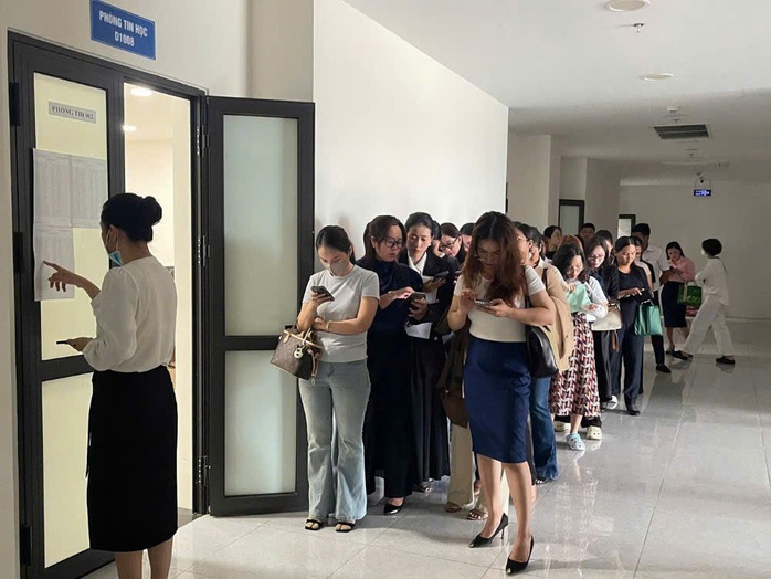 Kỷ lục hơn 6.000 người thi cấp chứng chỉ m&ocirc;i giới bất động sản - Ảnh 2.