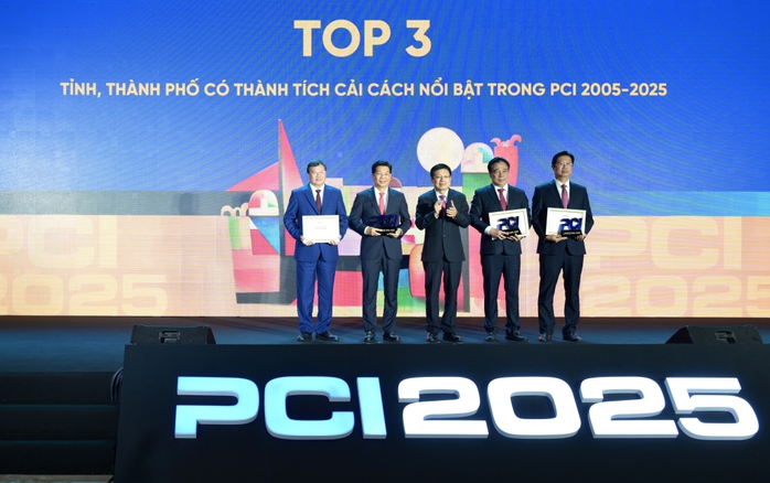 T&acirc;y Ninh vinh danh th&agrave;nh t&iacute;ch cải c&aacute;ch nổi bật trong 20 năm PCI 2025 - Ảnh 4.