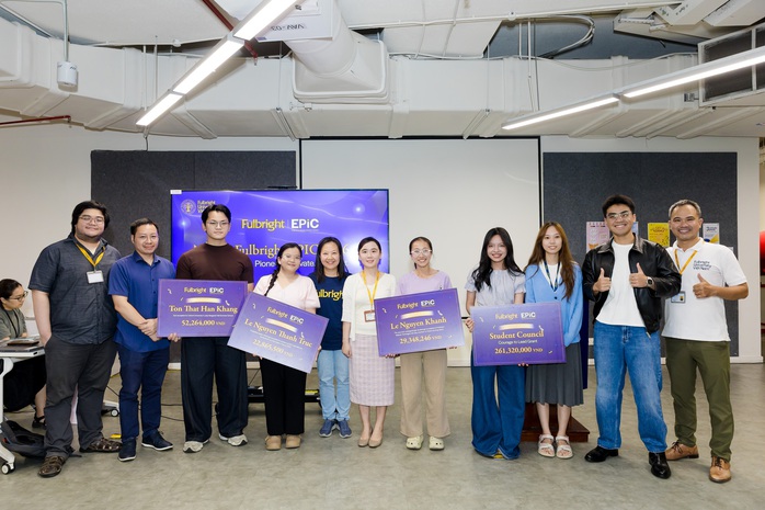 Trường ĐH "chơi lớn", d&agrave;nh 5 tỉ đồng cho sinh vi&ecirc;n trải trải nghiệm quốc tế - Ảnh 3.