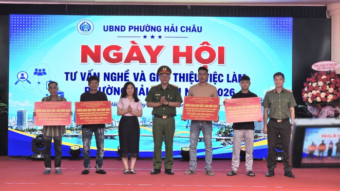 Ng&agrave;y hội việc l&agrave;m 2026 tại Hải Ch&acirc;u hỗ trợ người d&acirc;n bị ảnh hưởng vỉa h&egrave; - Ảnh 4.