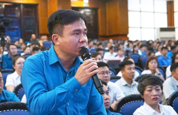 Đối thoại với c&ocirc;ng nh&acirc;n ở Thanh H&oacute;a: Cần thường xuy&ecirc;n tiếp nhận &yacute; kiến gửi tỉnh giải quyết - Ảnh 3.