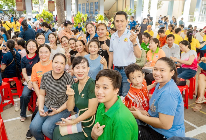 Thi đua chăm lo thiết thực cho đo&agrave;n vi&ecirc;n, lao động kh&oacute; khăn - Ảnh 1.