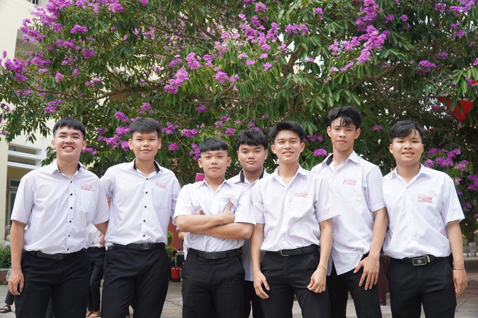 TPHCM: Những đối tượng nào được hỗ trợ BHYT 100%? - Ảnh 2.