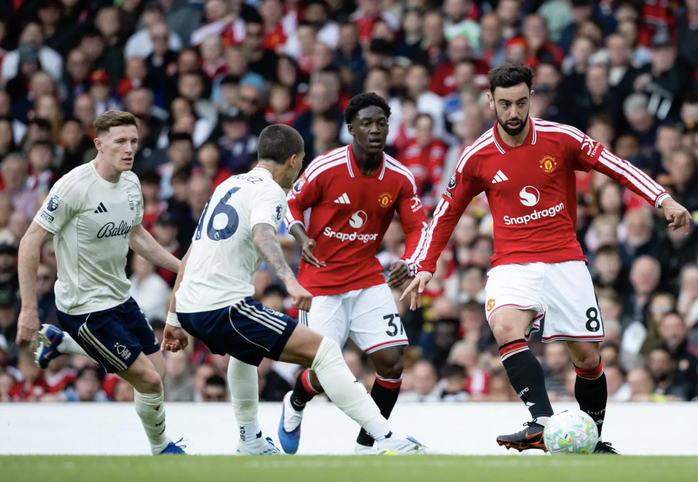 Thắng Nottingham Forest, Man United về đ&iacute;ch thứ ba Ngoại hạng Anh - Ảnh 1.