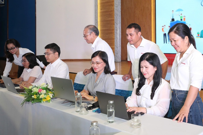 Trợ cấp hưu trí xã hội - “tấm lưới an sinh” cho người không có lương hưu - Ảnh 1.