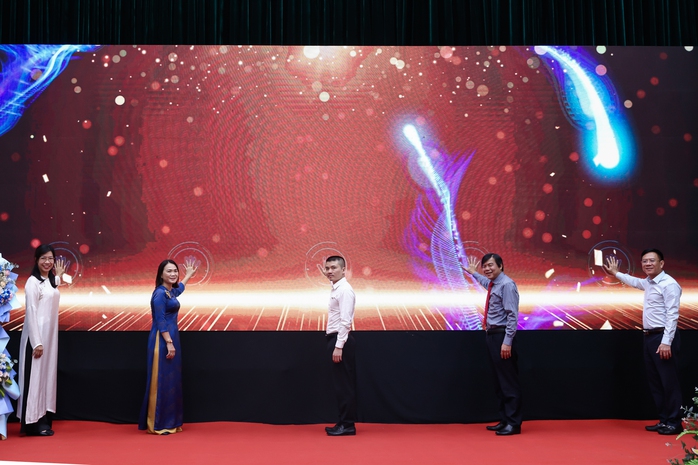 TPHCM triển khai cuộc thi "50 năm thành phố trong tôi" đến giáo viên, học sinh toàn thành - Ảnh 3.