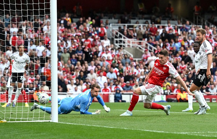 Chấm điểm Arsenal: Saka, Gyokeres c&ugrave;ng 9 điểm; Ben White g&acirc;y thất vọng - Ảnh 6.