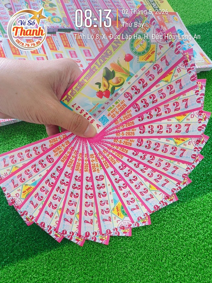 Tr&uacute;ng xổ số miền Nam dịp lễ 30-4 v&agrave; 1-5, nhiều người nhận tiền lẫn đổi v&agrave;ng - Ảnh 3.