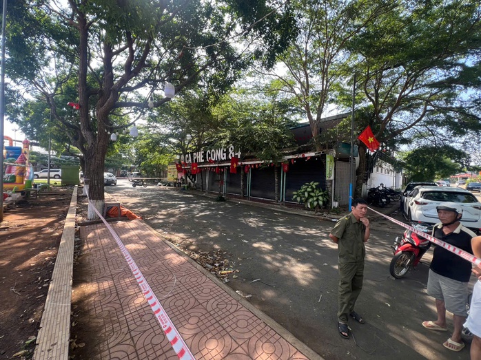 Đ&aacute;nh nhau l&uacute;c rạng s&aacute;ng, một thiếu ni&ecirc;n bị đ&acirc;m tử vong - Ảnh 1.