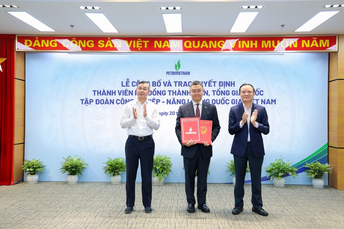 Ông Lê Mạnh Cường trở thành Tổng Giám đốc Petrovietnam năm 2026 - Ảnh 1. Ông Lê Mạnh Cường trở thành Tổng Giám đốc Petrovietnam năm 2026 - Ảnh 1.