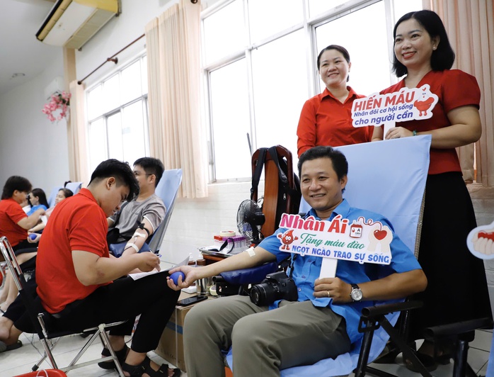500 đoàn viên, người lao động tham gia ngày hội hiến máu ở Cần Thơ - Ảnh 4.