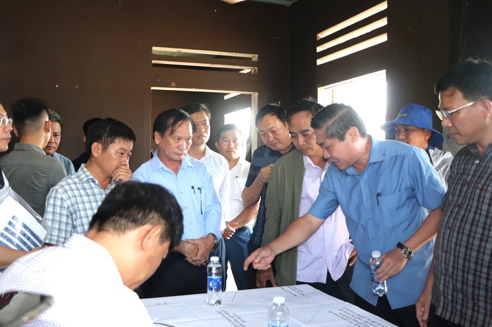L&atilde;nh đạo Đ&agrave; Nẵng th&aacute;o gỡ vướng mắc dự &aacute;n ng&agrave;n tỉ khu vực ph&iacute;a Nam 2026 - Ảnh 1.