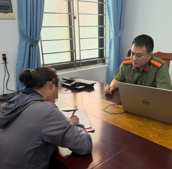 Một phụ nữ ở Quảng Trị bị công an mời làm việc vì tương tác với trang "Thoibao.de" - Ảnh 1. Một phụ nữ ở Quảng Trị bị công an mời làm việc vì tương tác với trang "Thoibao.de" - Ảnh 1.