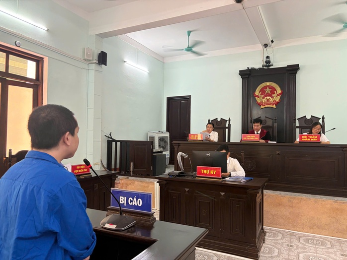 Gia đình nạn nhân viết đơn xin giảm nhẹ hình phạt cho thủ phạm cưỡng đoạt tài sản - Ảnh 1. Gia đình nạn nhân viết đơn xin giảm nhẹ hình phạt cho thủ phạm cưỡng đoạt tài sản - Ảnh 1.