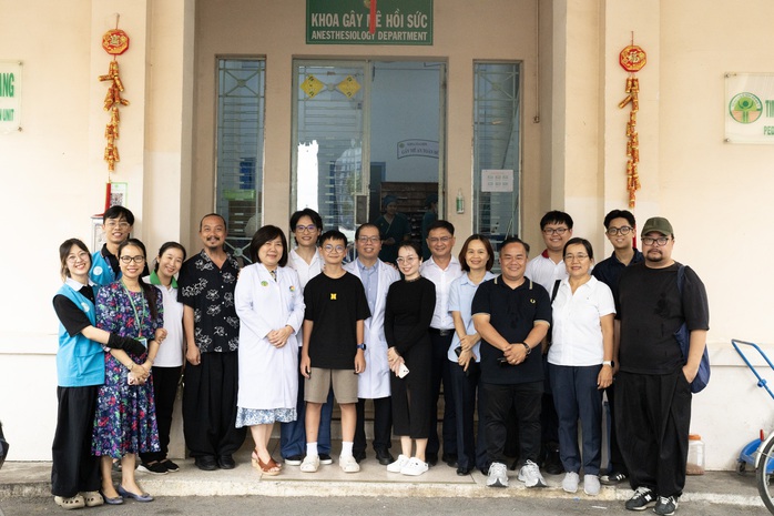 Chồi Việt Nam của ca sĩ H&agrave; Anh Tuấn tiếp sức kh&aacute;t vọng sống cho bệnh nhi hiểm ngh&egrave;o  - Ảnh 4.