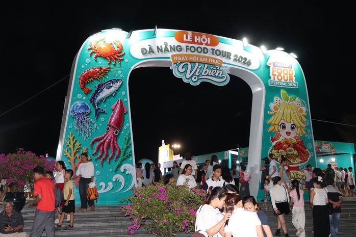 H&agrave;ng ng&agrave;n người tham gia lễ hội ẩm thực Đ&agrave; Nẵng Food 2026 đầu ti&ecirc;n tại miền Nam - Ảnh 1.
