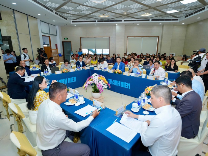 Trứng g&agrave; cận date ph&aacute; thị trường, chủ trang trại lỗ tiền tỉ  - Ảnh 3.