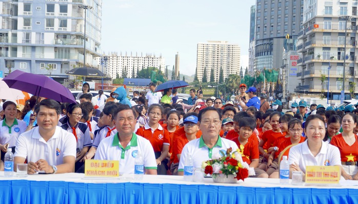  Phát động toàn dân học bơi để phòng, chống đuối nước - Ảnh 1.