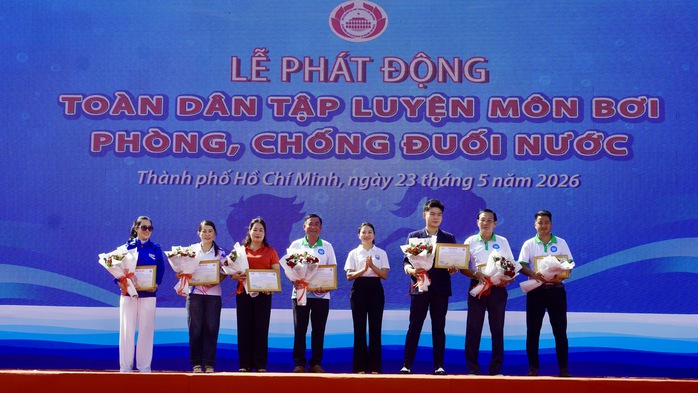  Phát động toàn dân học bơi để phòng, chống đuối nước - Ảnh 3.