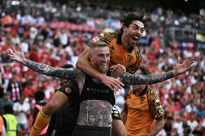 Thắng nghẹt thở Middlesbrough, Hull City trở lại đấu trường Ngoại hạng Anh - Ảnh 5.