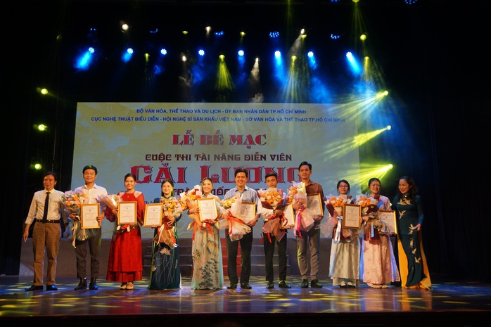 Trọng Nhân, Bích Trâm, Lê Hoàng Nghi, Ngân Hà đoạt giải Nhất cuộc thi Tài năng Diễn viên cải lương 2 - Ảnh 4.