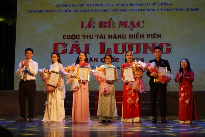 Trọng Nhân, Bích Trâm, Lê Hoàng Nghi, Ngân Hà đoạt giải Nhất cuộc thi Tài năng Diễn viên cải lương 2 - Ảnh 7.