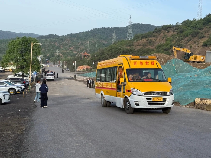 Nổ mỏ than ở Sơn Tây: 82 người chết, nhiều người mắc kẹt - Ảnh 1. Nổ mỏ than ở Sơn Tây: 82 người chết, nhiều người mắc kẹt - Ảnh 1.