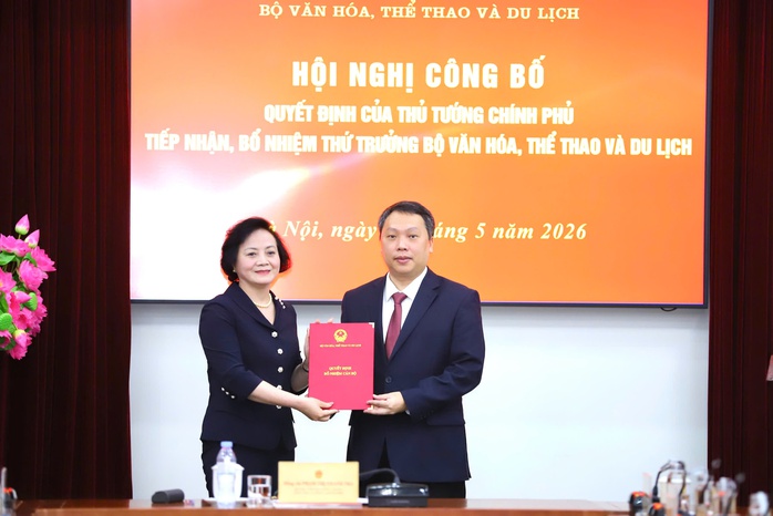 Trao quyết định bổ nhiệm ông Nguyễn Huy Dũng làm Thứ trưởng Bộ Văn hóa, Thể thao và Du lịch - Ảnh 1.