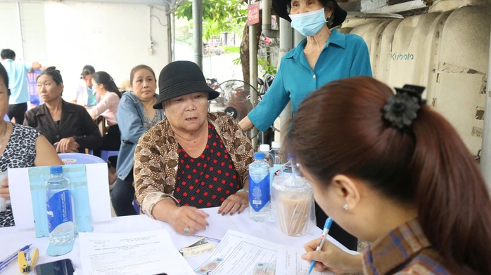 Quản lý sức khỏe suốt đời cho người dân - Ảnh 2. Quản lý sức khỏe suốt đời cho người dân - Ảnh 1.