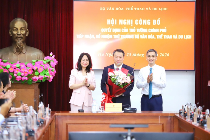 Trao quyết định bổ nhiệm ông Nguyễn Huy Dũng làm Thứ trưởng Bộ Văn hóa, Thể thao và Du lịch - Ảnh 2.