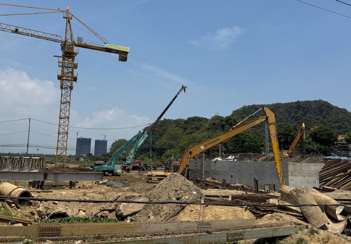 Đà Nẵng tăng tốc đầu tư công - Ảnh 2. Đà Nẵng tăng tốc đầu tư công - Ảnh 2.