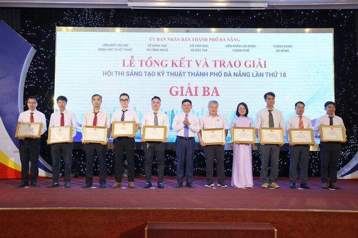 EVNCPC ghi dấu ấn với 13 giải thưởng tại Hội thi Sáng tạo kỹ thuật TP Đà Nẵng lần thứ 18 - Ảnh 4.