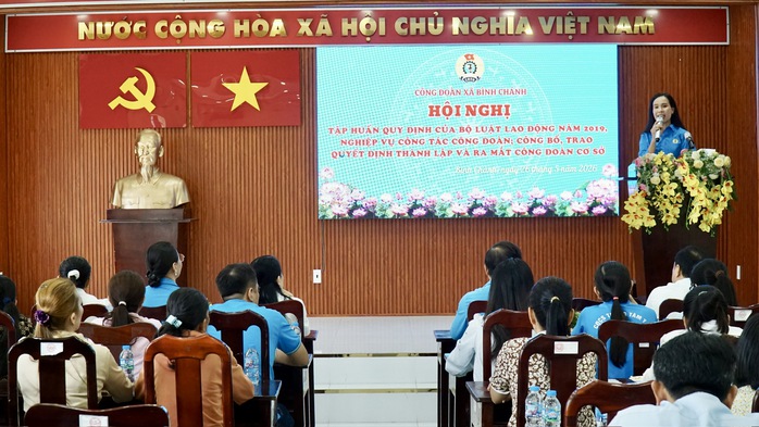  Ra mắt 2 công đoàn cơ sở trong Tháng Công nhân - Ảnh 1.