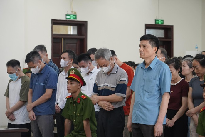 Giảm &aacute;n cựu Cục trưởng Cục An to&agrave;n thực phẩm Nguyễn Thanh Phong v&agrave; Trần Việt Nga - Ảnh 1.