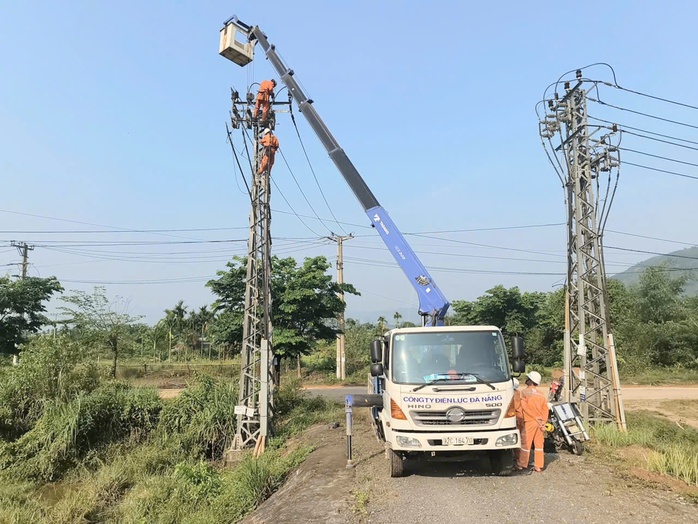 EVNCPC tăng cường c&aacute;c giải ph&aacute;p đảm bảo cấp điện m&ugrave;a nắng n&oacute;ng - Ảnh 2.