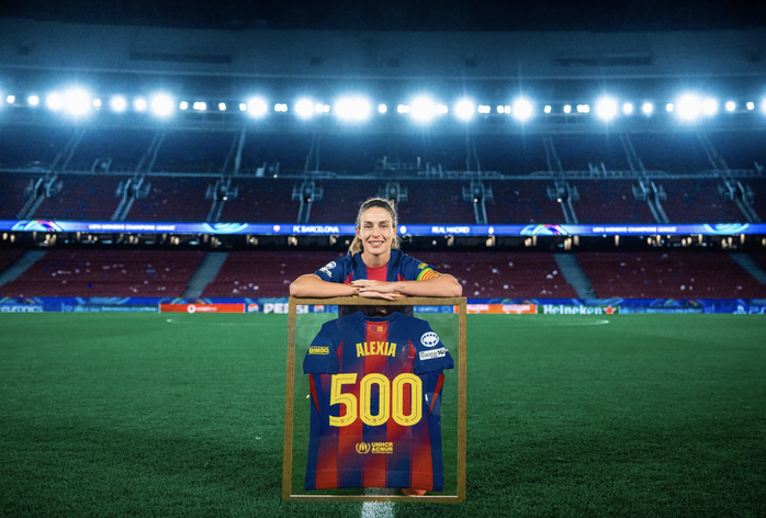 Barcelona chia tay biểu tượng bất tử sau chức vô địch Champions League - Ảnh 3.