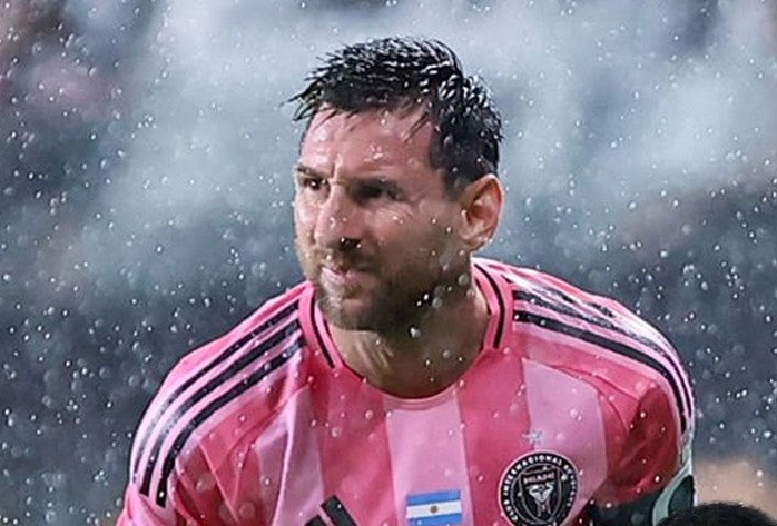 Messi chưa thể g&oacute;p mặt ở đợt tập huấn tuyển của Argentina cho World Cup 2026 - Ảnh 1.