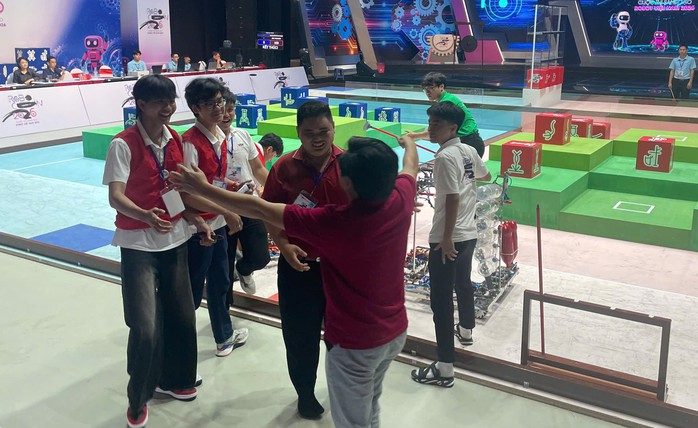 Một trường cao đẳng ở TPHCM lọt vòng chung kết Cuộc thi Robocon Việt Nam 2026 - Ảnh 1.