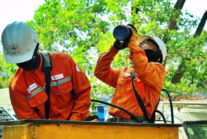 Hệ thống điện miền Trung &ndash; T&acirc;y Nguy&ecirc;n lập đỉnh ti&ecirc;u thụ mới, vượt mốc 100 triệu kWh/ng&agrave;y - Ảnh 3.