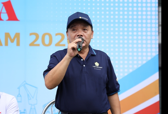 Nhiều sân chơi hấp dẫn giúp người lao động rèn luyện sức khỏe - Ảnh 6.