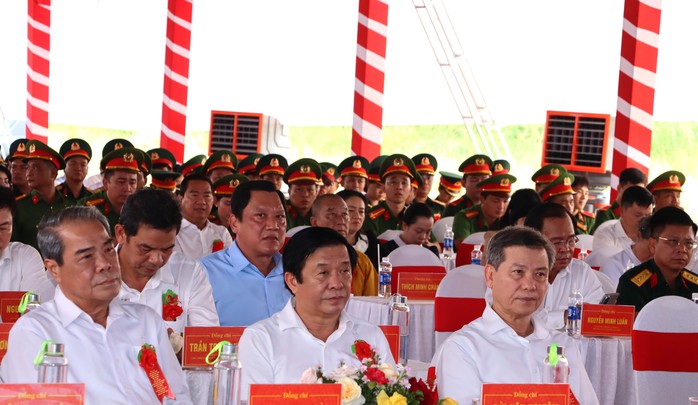 Lễ động thổ c&ocirc;ng tr&igrave;nh kiến tr&uacute;c t&acirc;m linh quy m&ocirc; ở C&agrave; Mau - Ảnh 1.