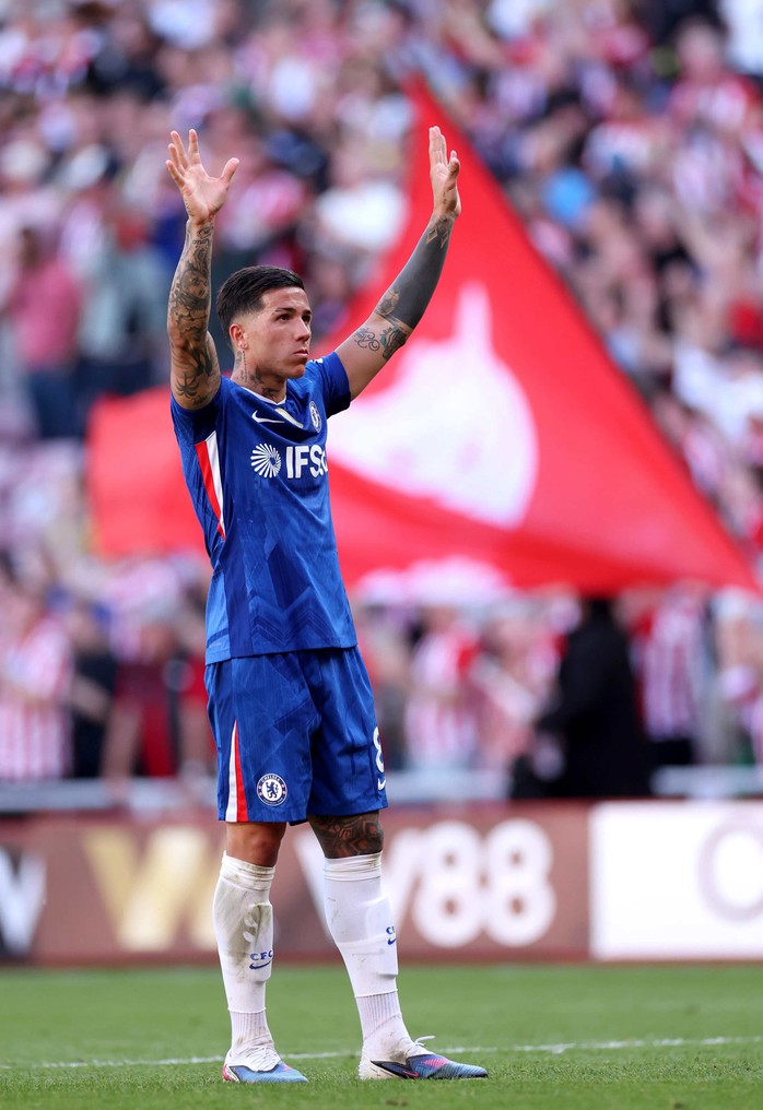 Fernandez đ&ograve;i rời Chelsea, Real Madrid nhận b&aacute;o gi&aacute; 120 triệu bảng - Ảnh 1.