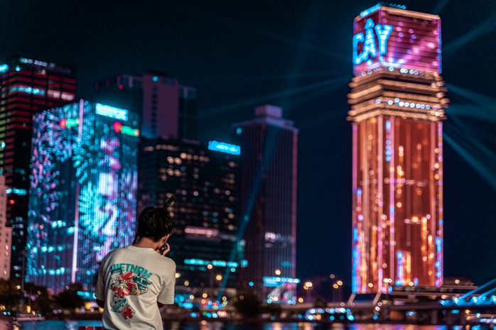 Cuộc thi “Tôi yêu thành phố của tôi”: Những chuyến xe buýt thân thương - Ảnh 2.